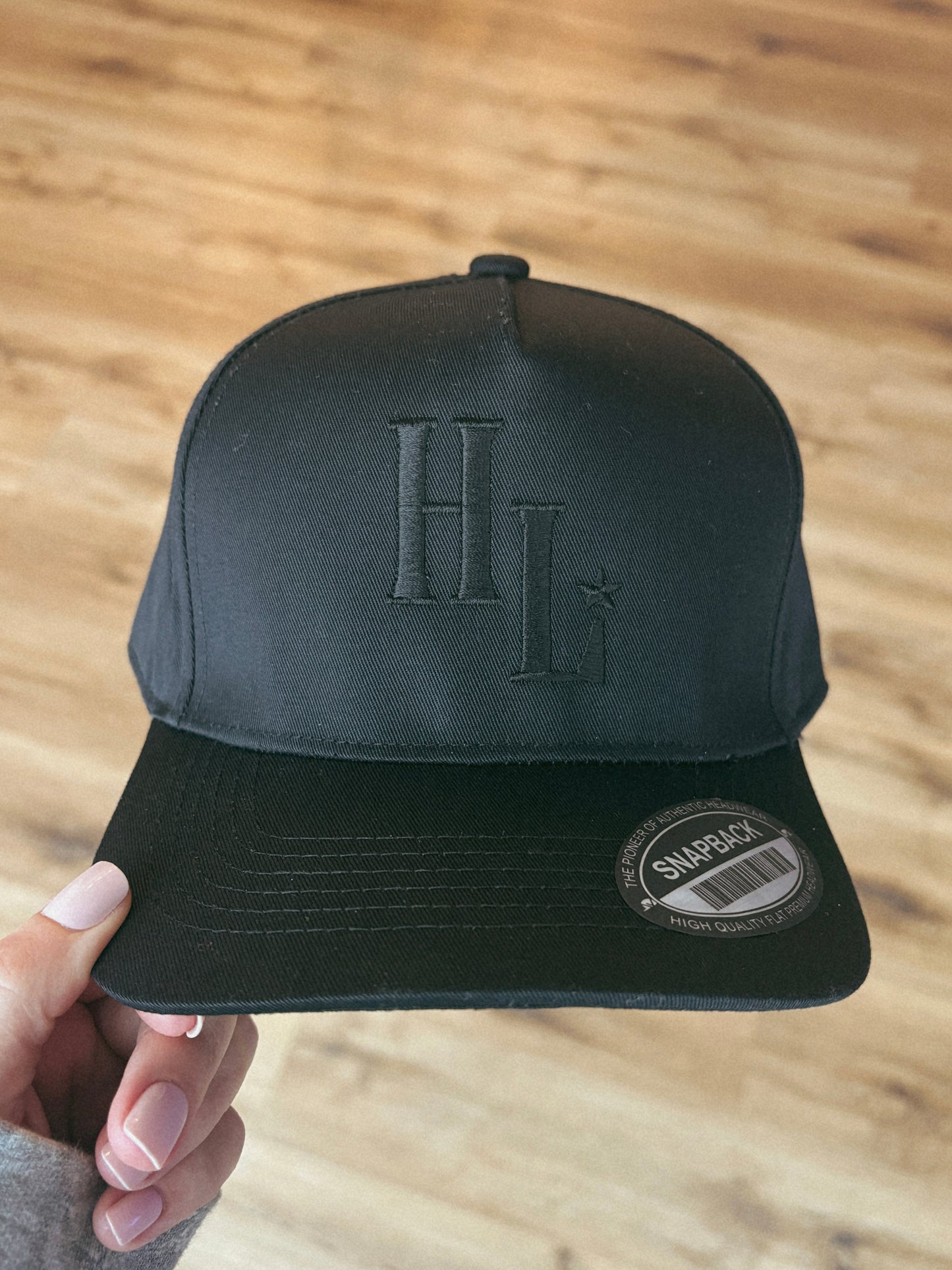 HL Logo Canvas Trucker Hat Black/Black