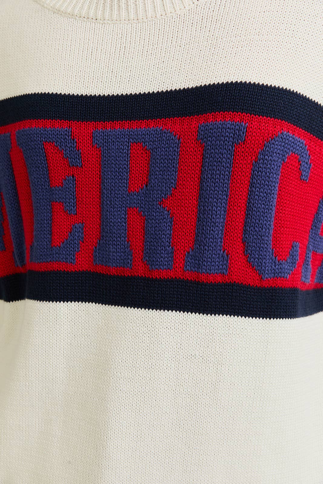 "AMERICA" GRAPHIC LONG SLEEVE CREW NECK SWEATER