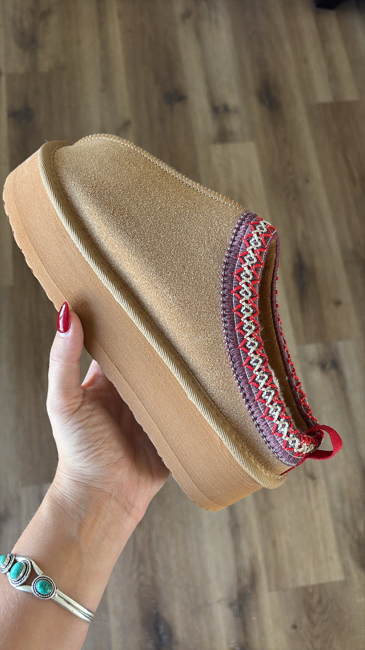 Cozy Fur-Lined Slipper: Chestnut Brown