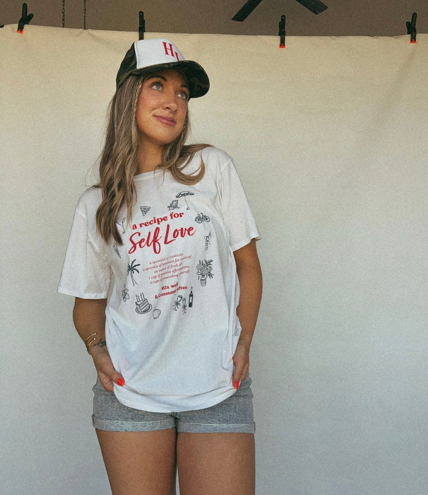 SELF LOVE WASHED GRAPHIC TEE: White